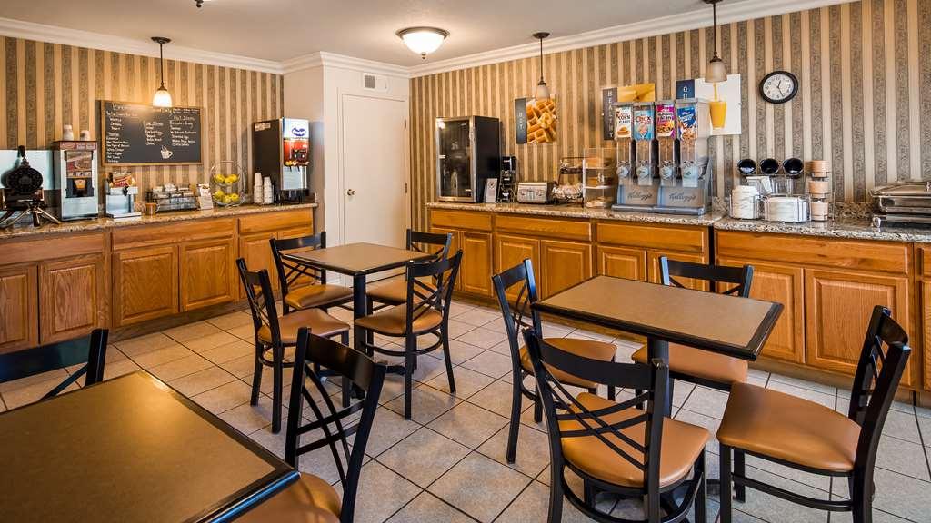 Best Western Colonial Inn Selma Extérieur photo