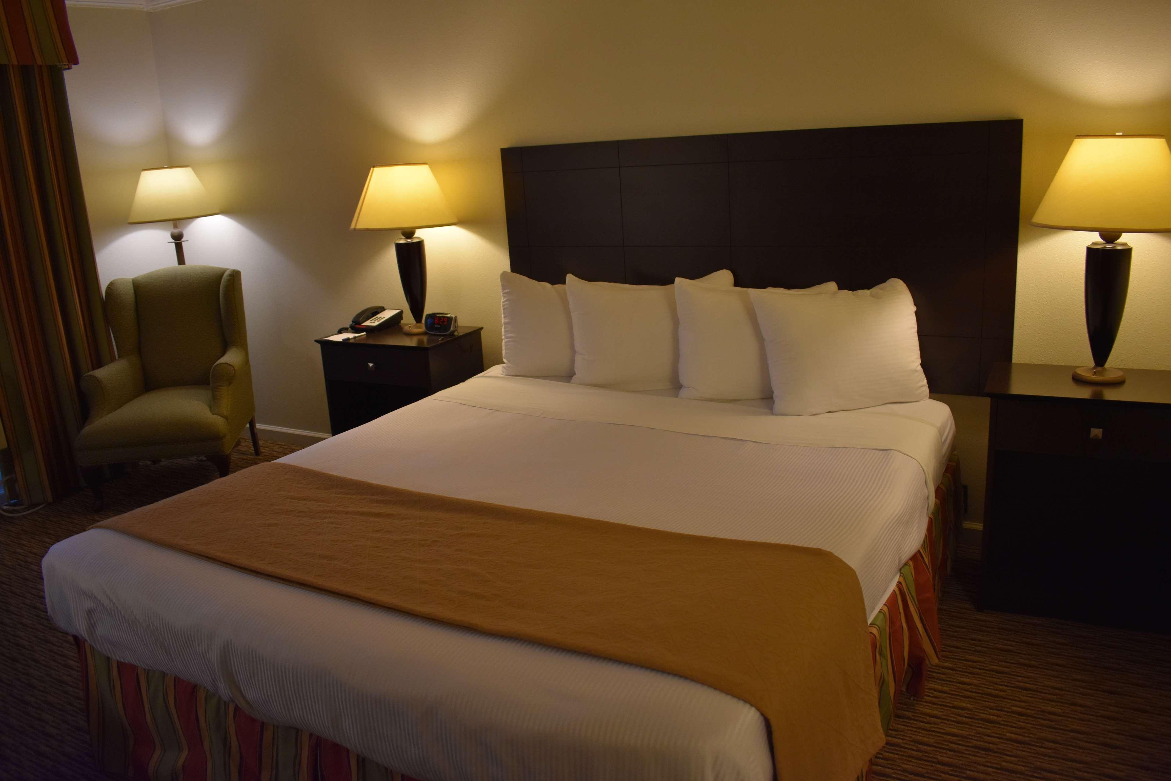 Best Western Colonial Inn Selma Extérieur photo