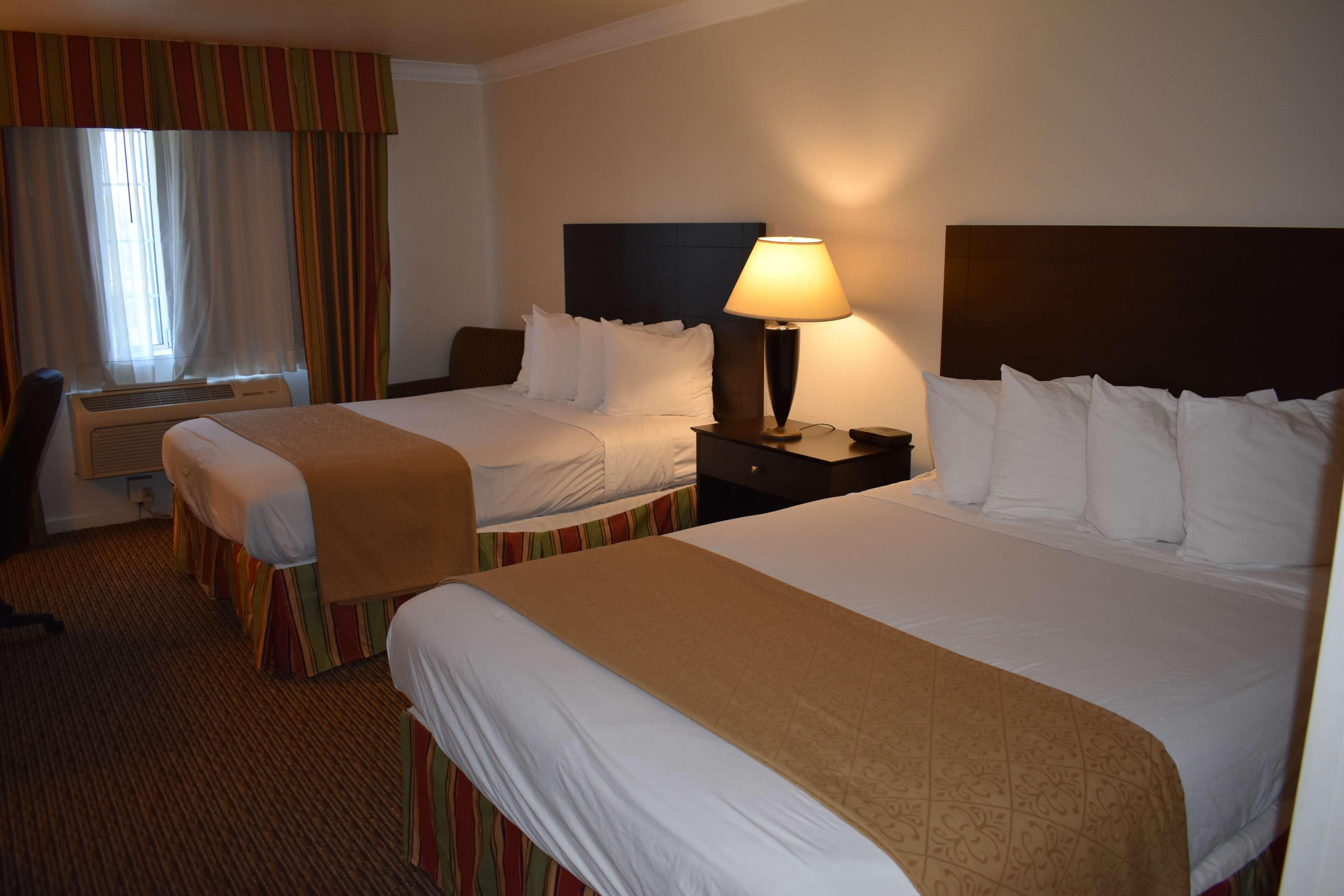 Best Western Colonial Inn Selma Extérieur photo