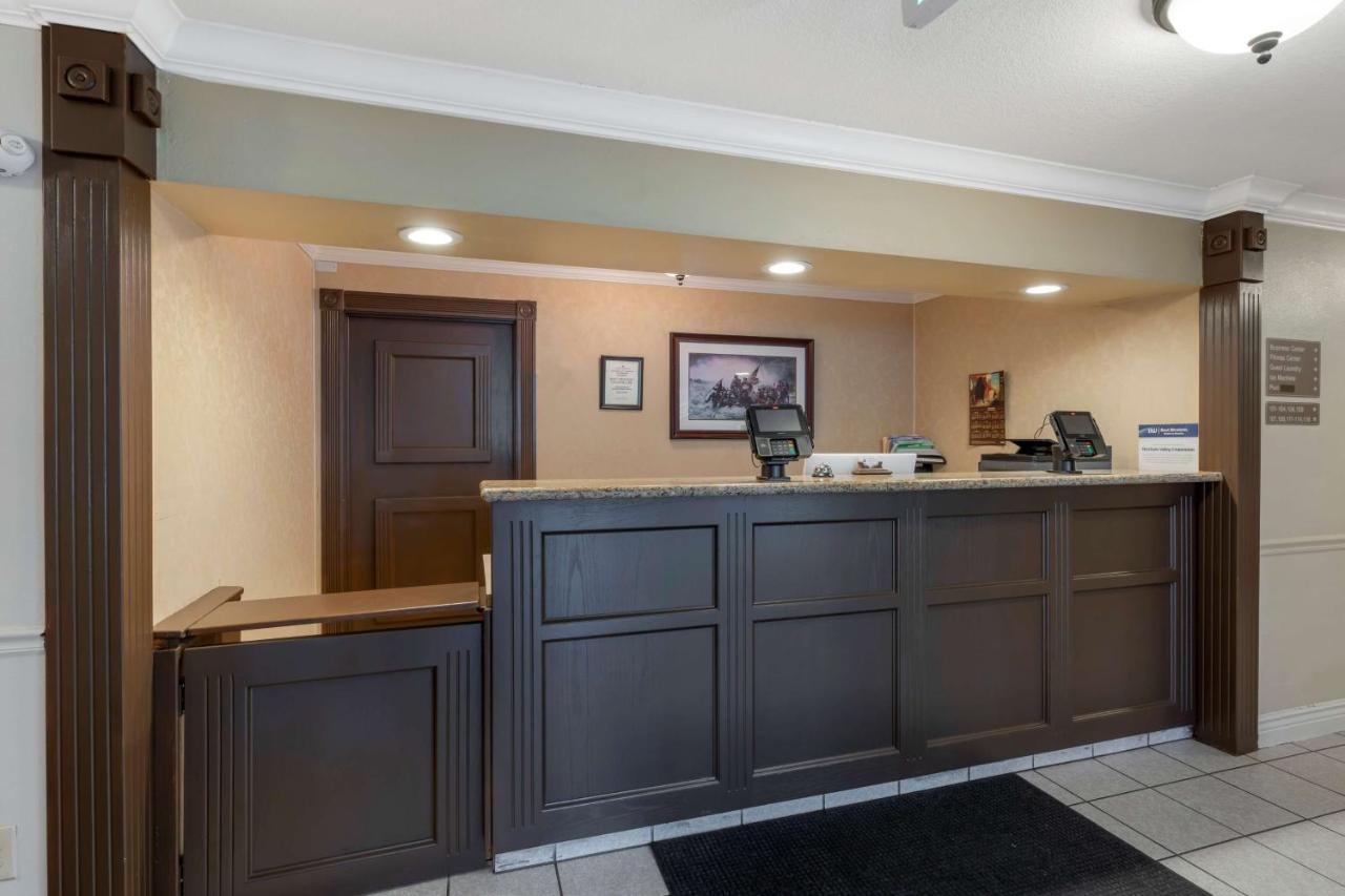 Best Western Colonial Inn Selma Extérieur photo