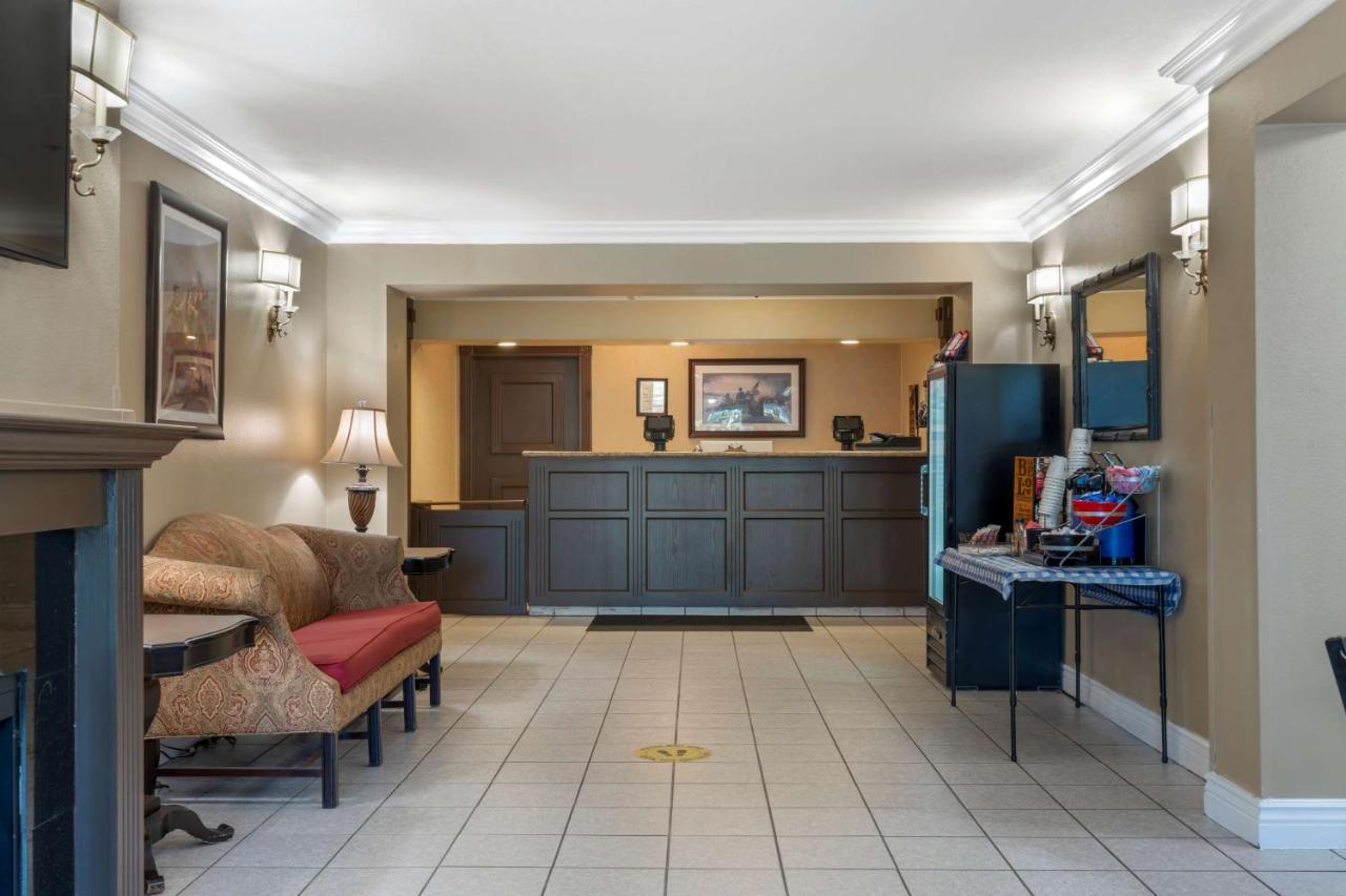 Best Western Colonial Inn Selma Extérieur photo